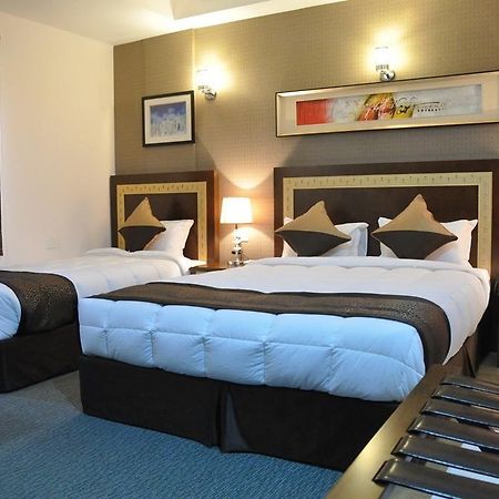 Hotel Silk Route Guwahati Zewnętrze zdjęcie