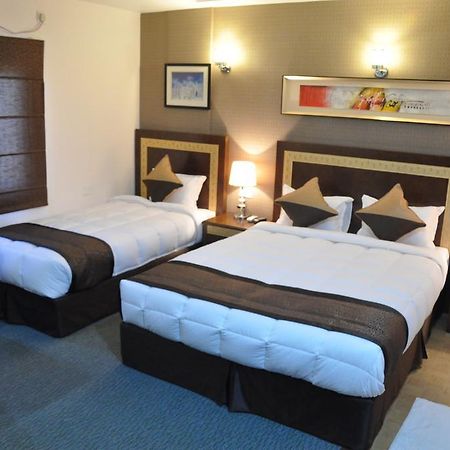 Hotel Silk Route Guwahati Zewnętrze zdjęcie