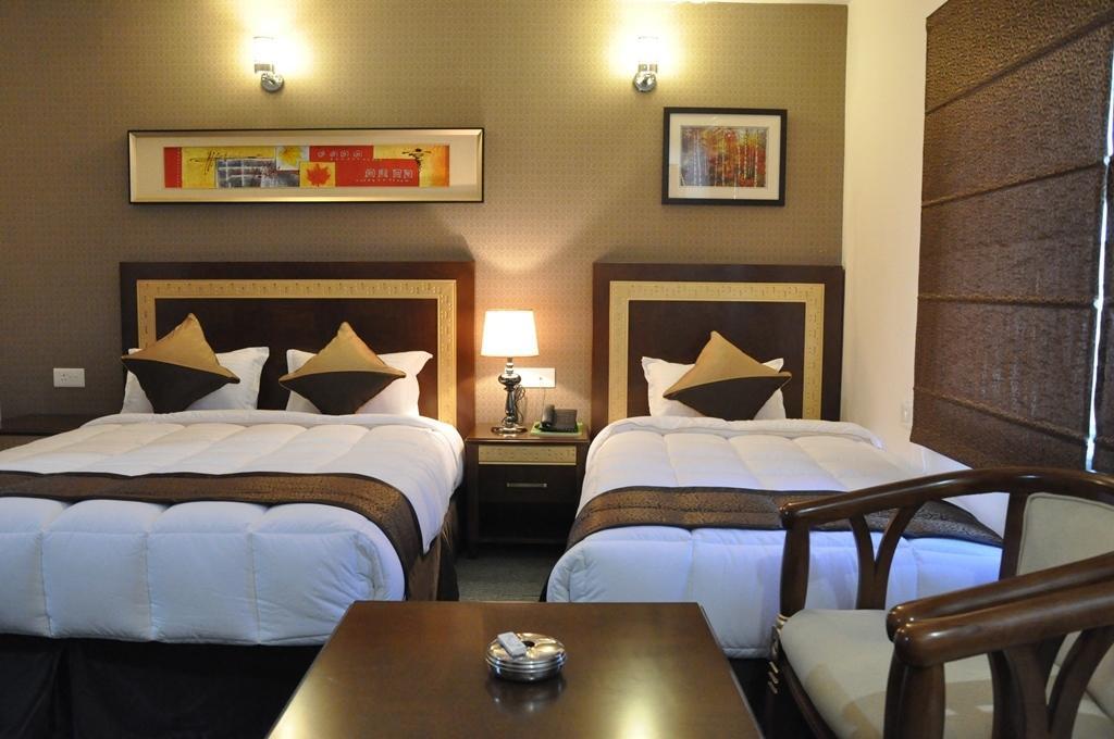 Hotel Silk Route Guwahati Zewnętrze zdjęcie