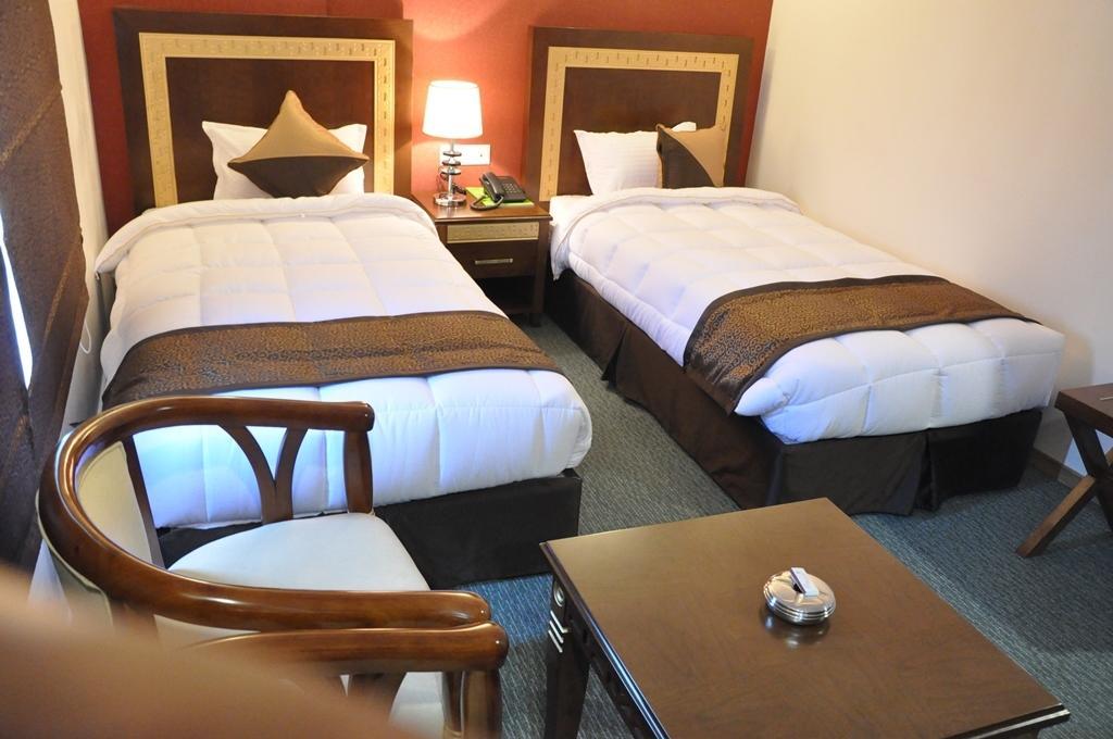 Hotel Silk Route Guwahati Pokój zdjęcie
