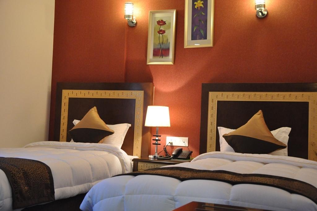 Hotel Silk Route Guwahati Pokój zdjęcie