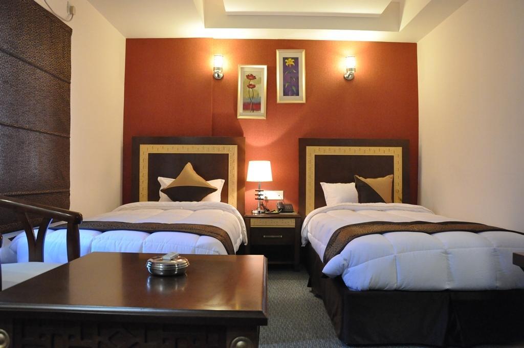 Hotel Silk Route Guwahati Pokój zdjęcie